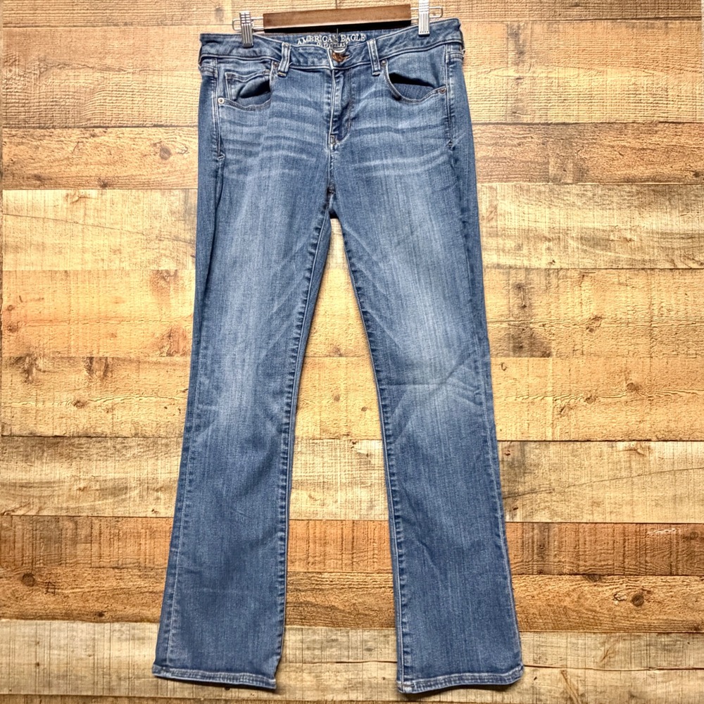 American Eagle Slim Bootcut Jeans Medium Wash Denim Womens 8 Short